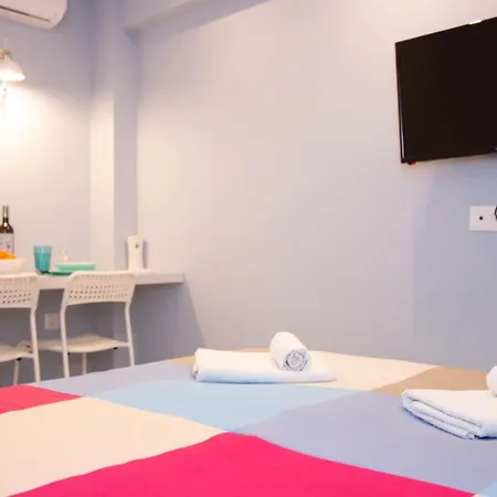 Apartment Luxury In Greek Island Style Athens