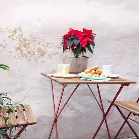 Luxury In Greek Island Style Apartment Athens